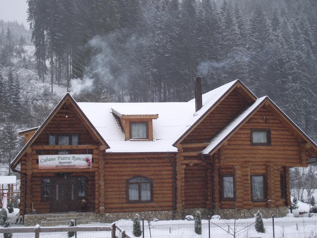 Cabana Piatra Runcului Vatra Moldoviţei Exterior foto